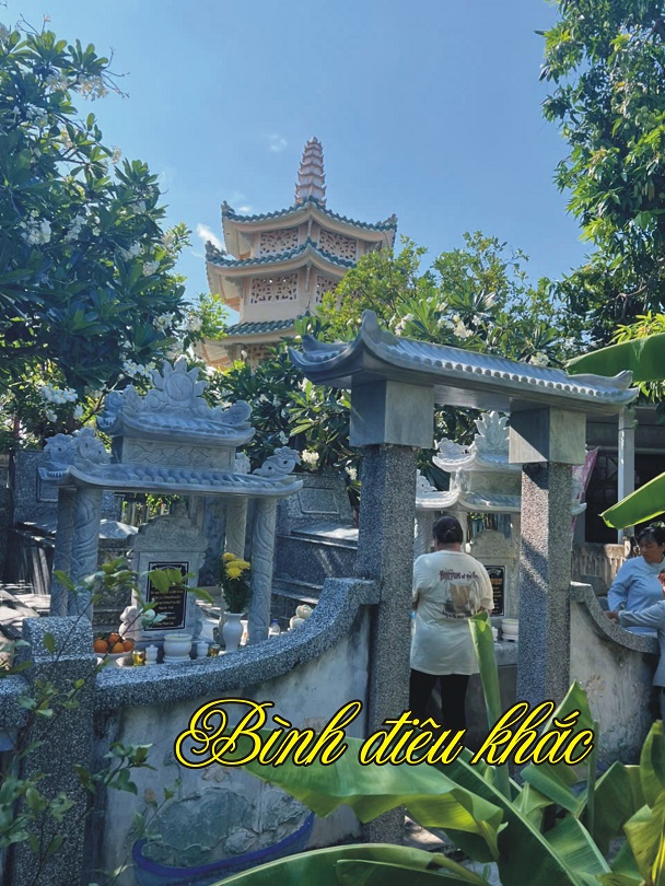 Mẫu mộ đá