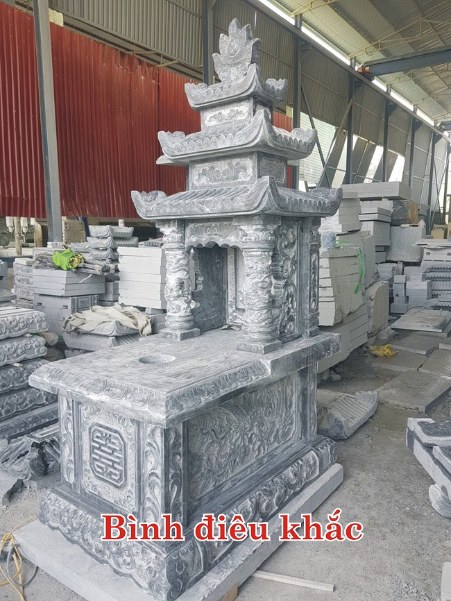 Mẫu mộ đá ba mái