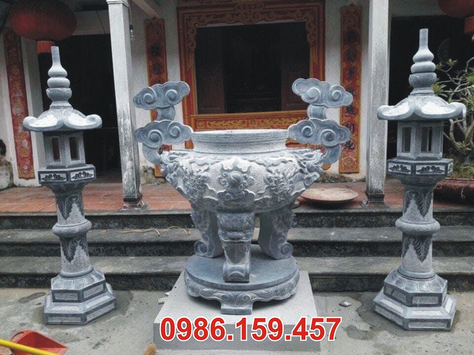 Bán lư hương đá ngoài trời, đục thủ công mỹ nghệ đẹp.