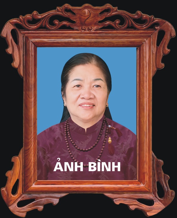 Khung ảnh thờ gỗ hương cao cấp