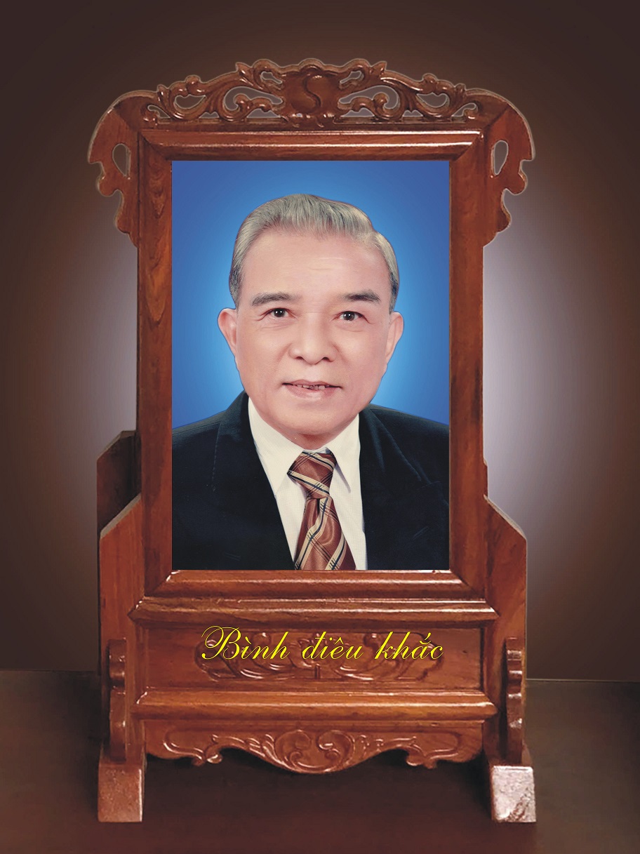 Khung thờ đơn giản ván liền